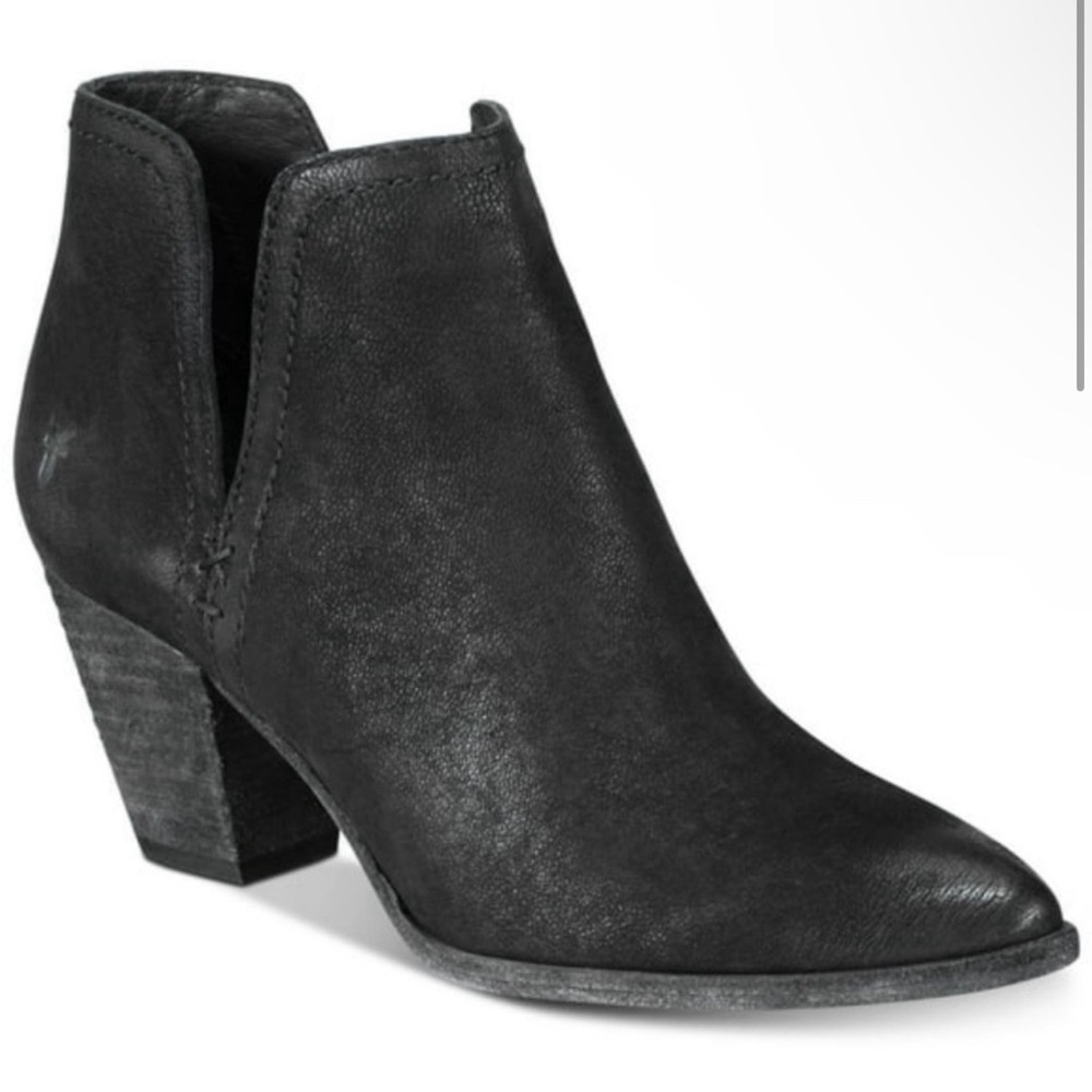✨ FRYE Womens Black V Notch Reina Cutout Bootie Boot Suede, Size 9.5 ✨